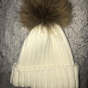Pompom hat